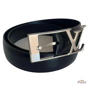 Authentic Louis Vuitton Black Leather Silver LV Initials Belt 90/36